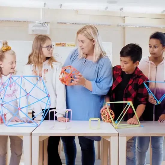 Product- Teacher Showing Build Lifestyle