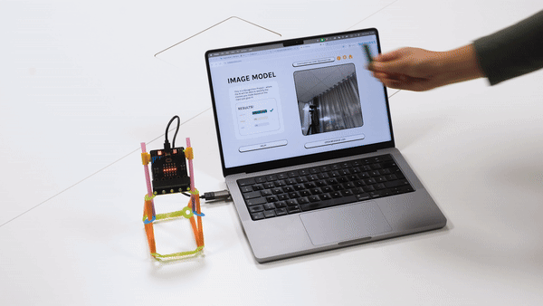 ai_facebot_video-ezgif.com-video-to-gif-converter