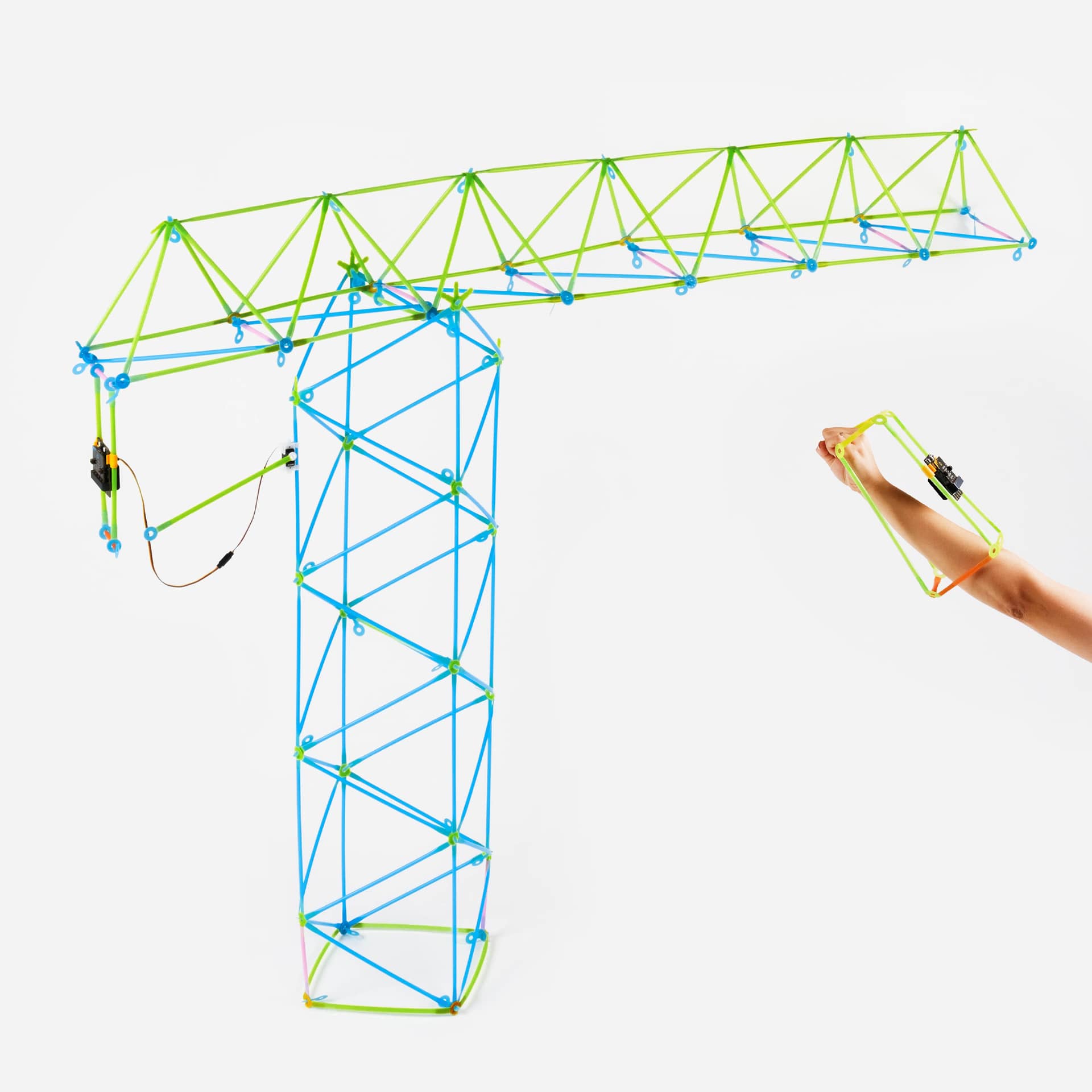 res_act_build-a-large-truss-crane-with-microbit_cover-1