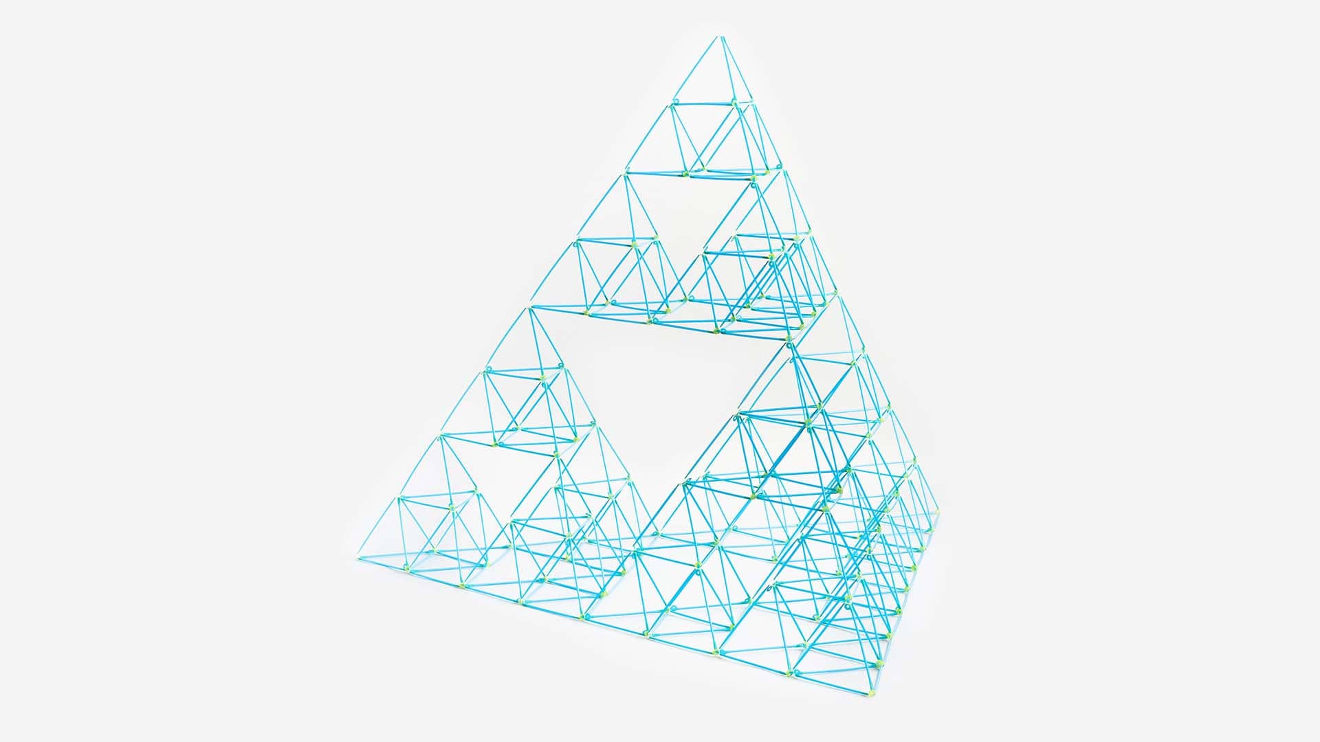 res_act_construct-a-sierpinski-pyramid_sec03_build_01_poster-1